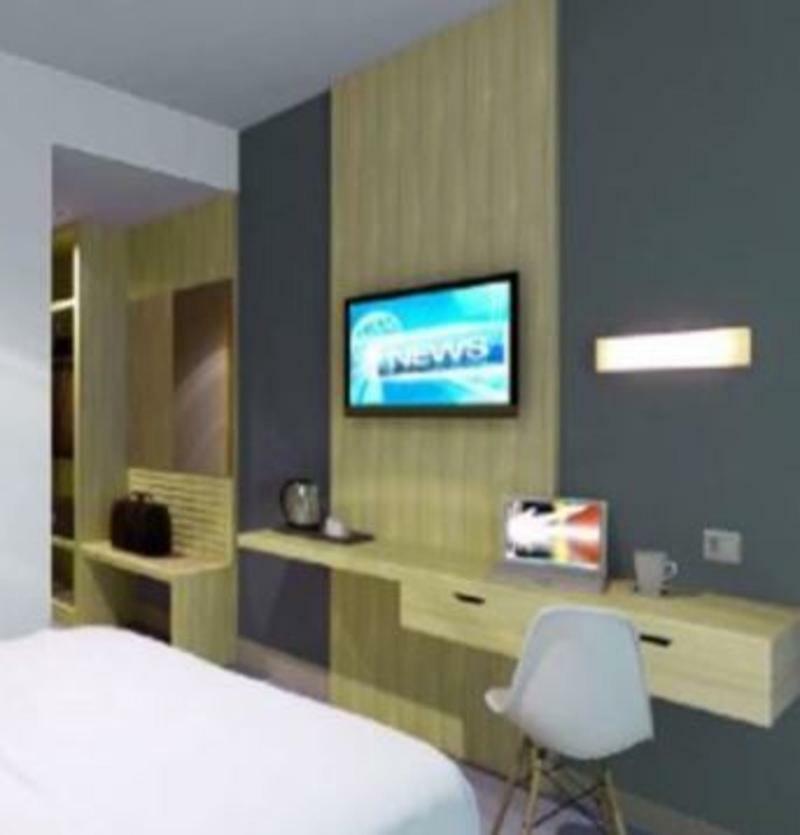 Reddoorz @ Hotel Arimbi Dewi Sartika Baru Bandung Zewnętrze zdjęcie
